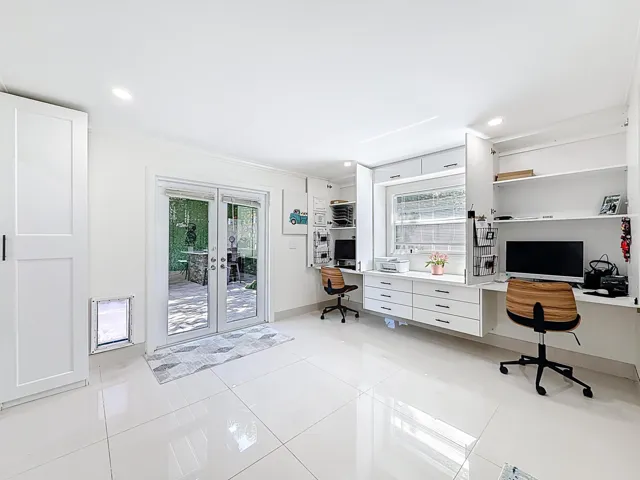 Cabana Bedroom/office 3
