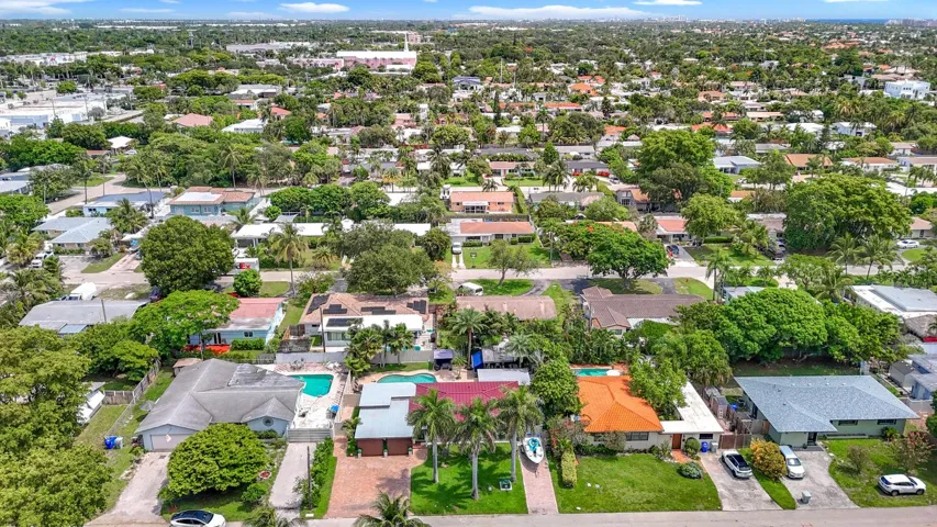 2601 NE 18th Street-3 (1)