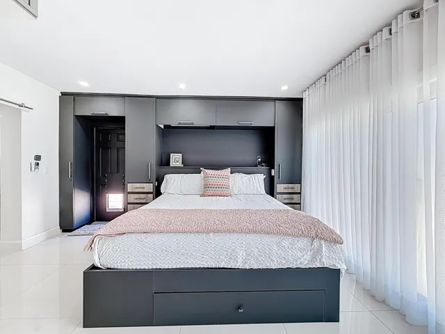 Master Studio Bedroom
