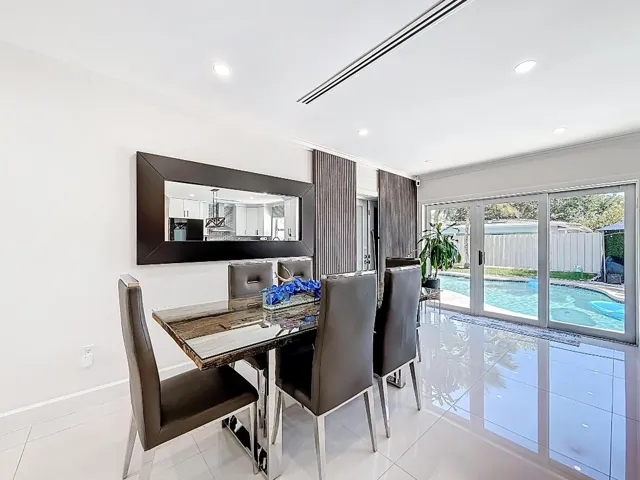 2601 NE 18th Street-27 (1)