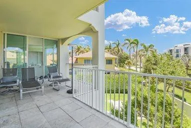 balcony 2