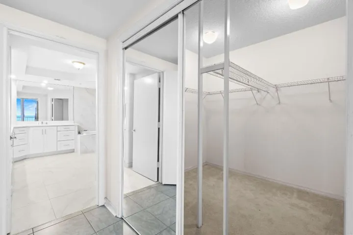 Primary Bath/Closet