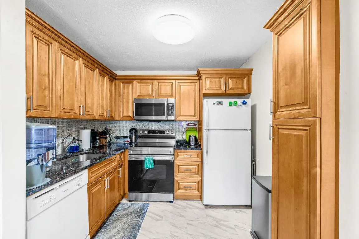 011-184FlandersD-DelrayBeach-FL-33484-FU