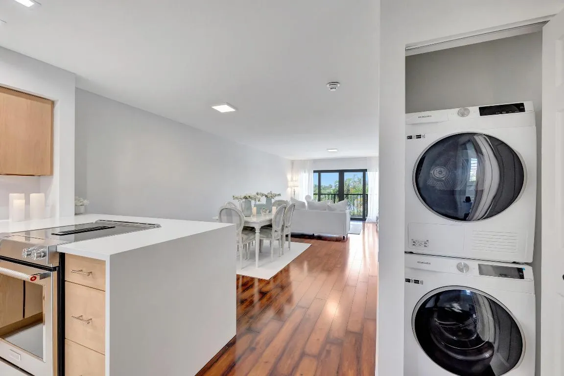 Living Area with washer 2