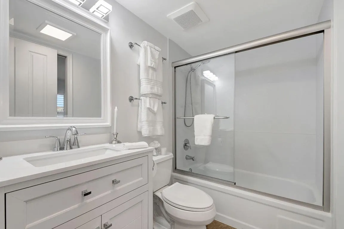 Guest Bath 2