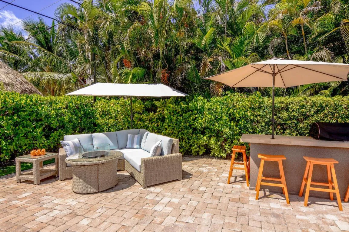 Outdoor Lounge Area