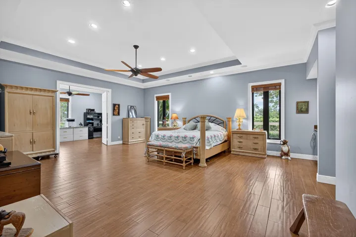 PRIMARY BEDROOM/SUITE