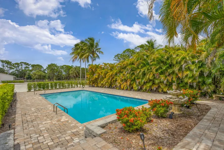 20 X 40 POOL 10' DEEP