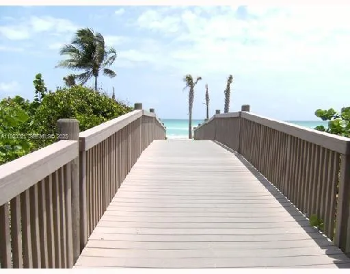 Waterfront/Dock/Pier