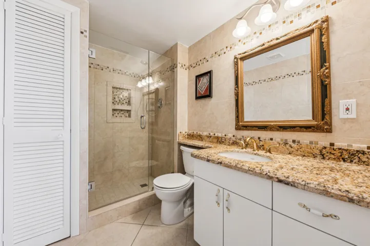 Bedroom 3 Ensuite Bathroom