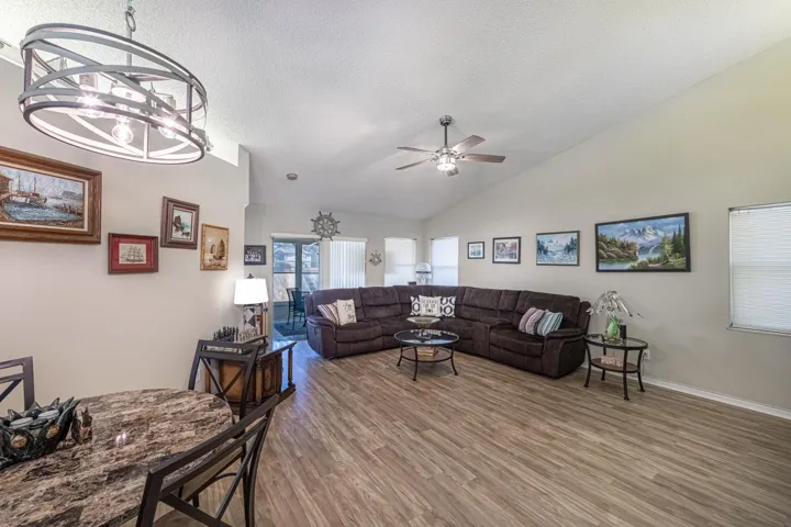 Livingroom-B