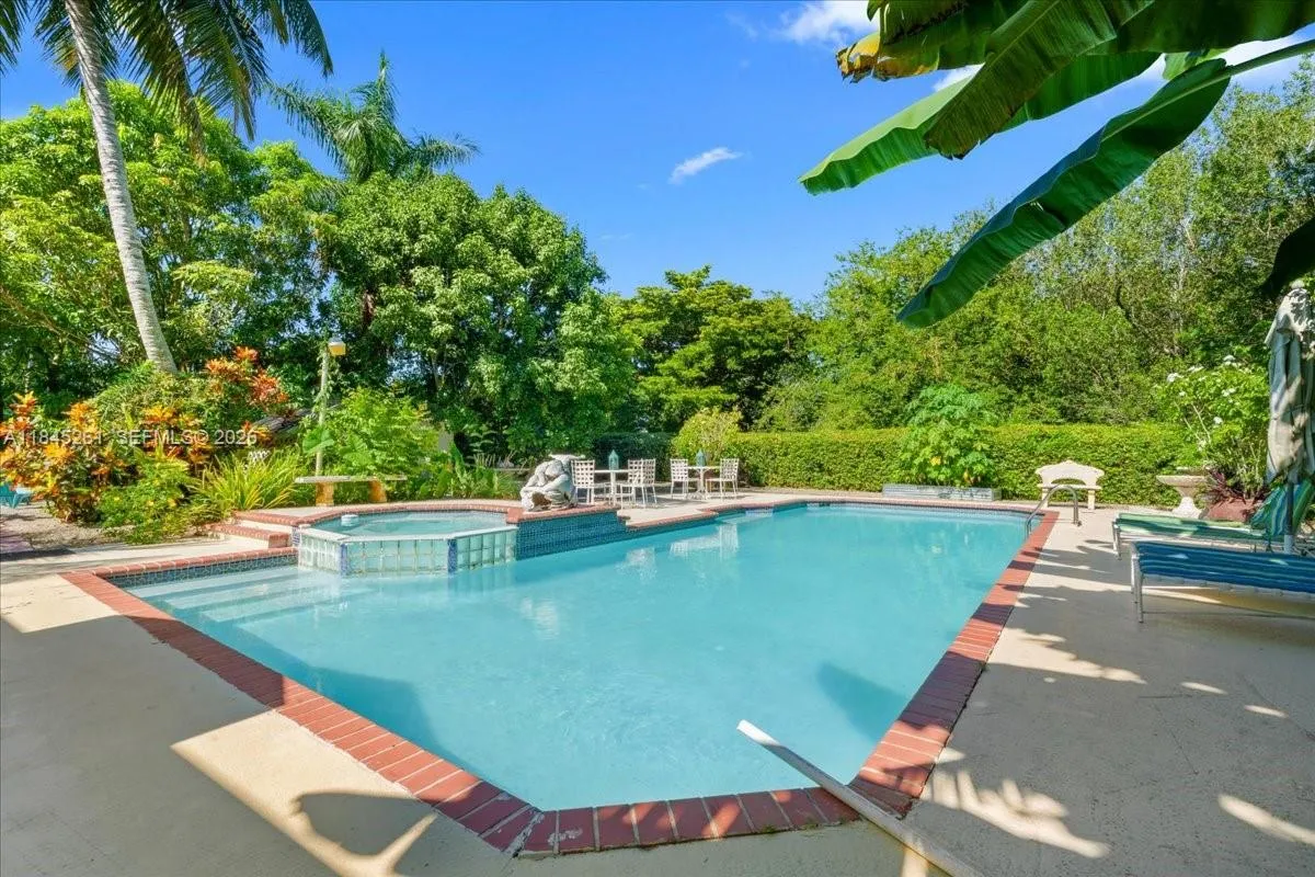 Property photo 54