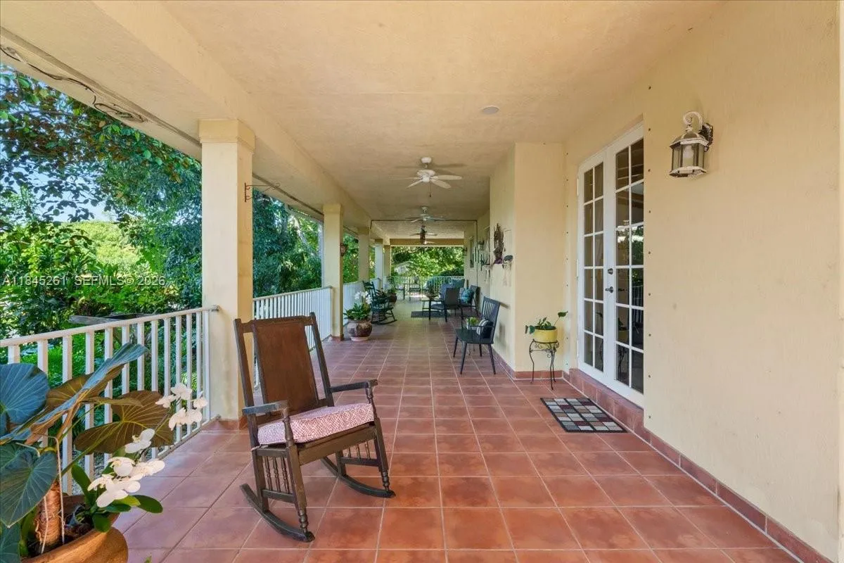 Property photo 48