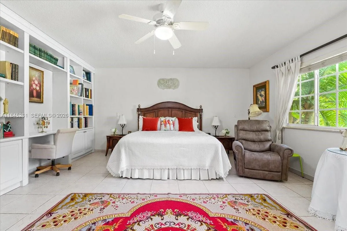 Property photo 36