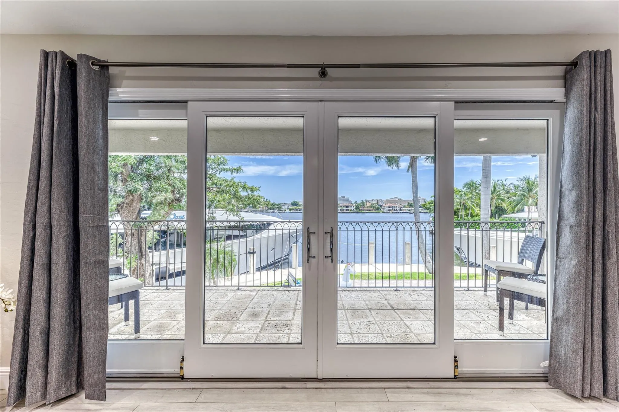 BEDROOM #1 (Upstairs) KING Size with Balcony overlooking waterway, En Suite bathroom w jacuzzi tub & seperate shower, Walk in closet, Smart TV