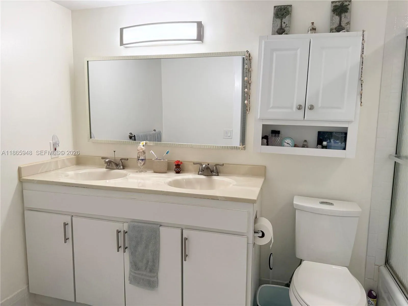 Master Double vanity