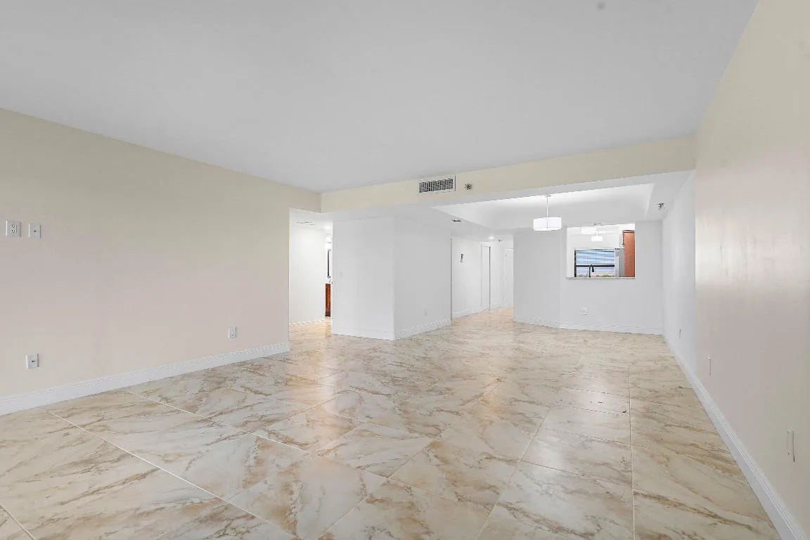 018-9260Southwest14thStreet-2507-BocaRat