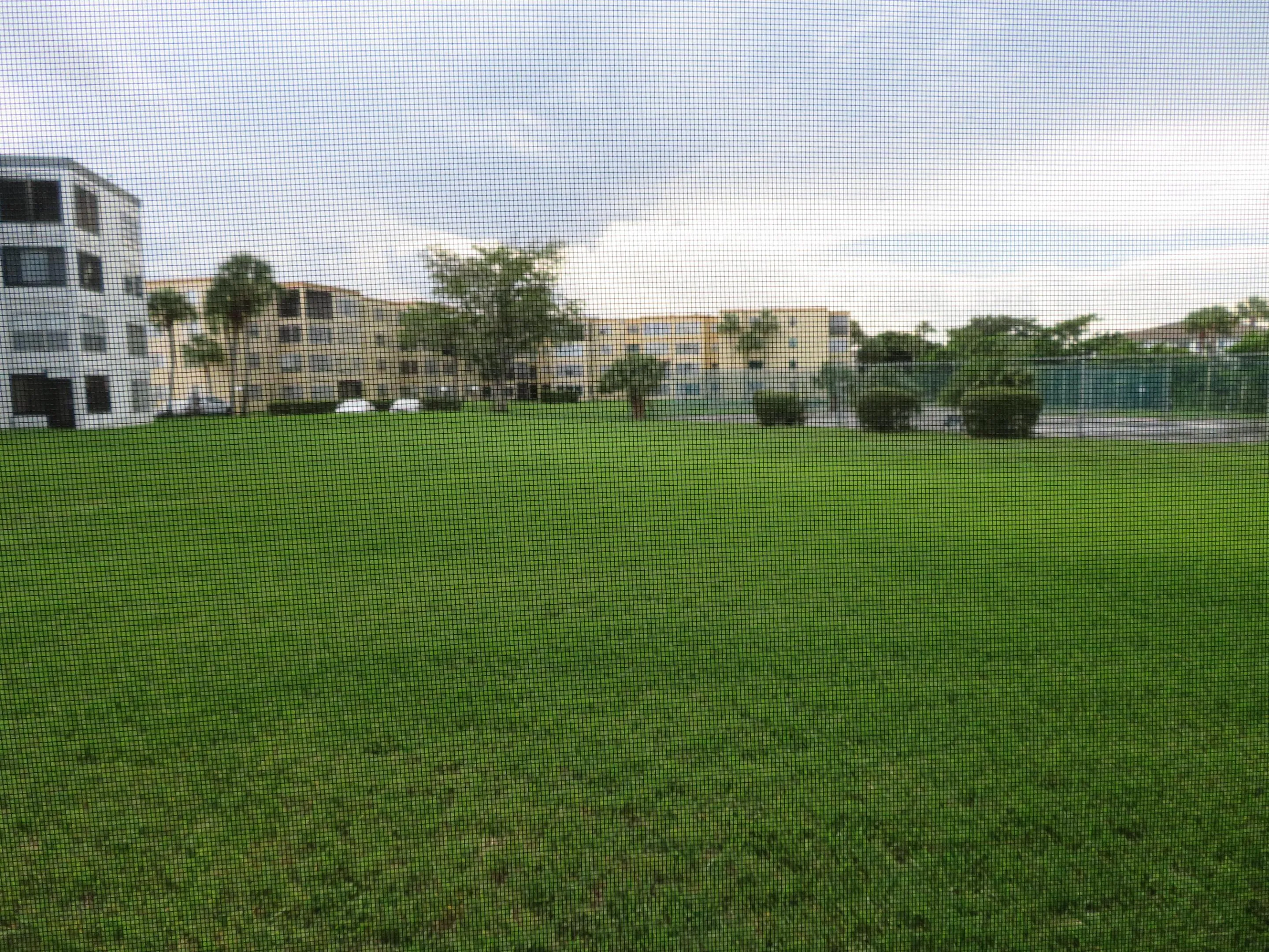 70_9233-117_View