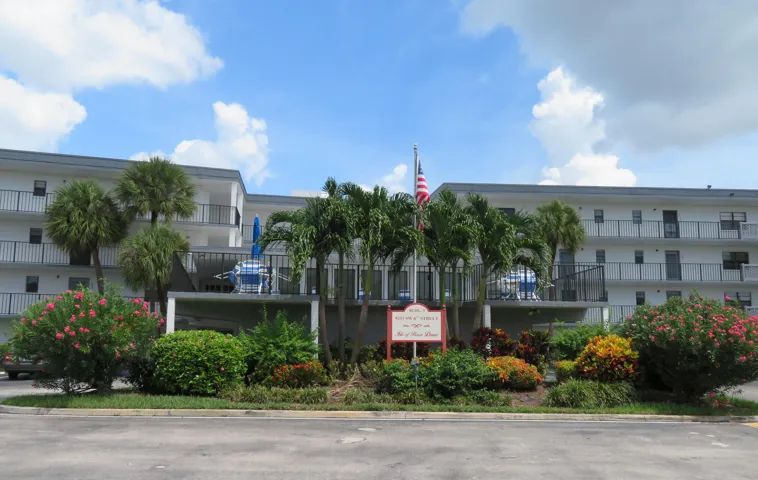 1_9233_Bldg._Front_7-2023