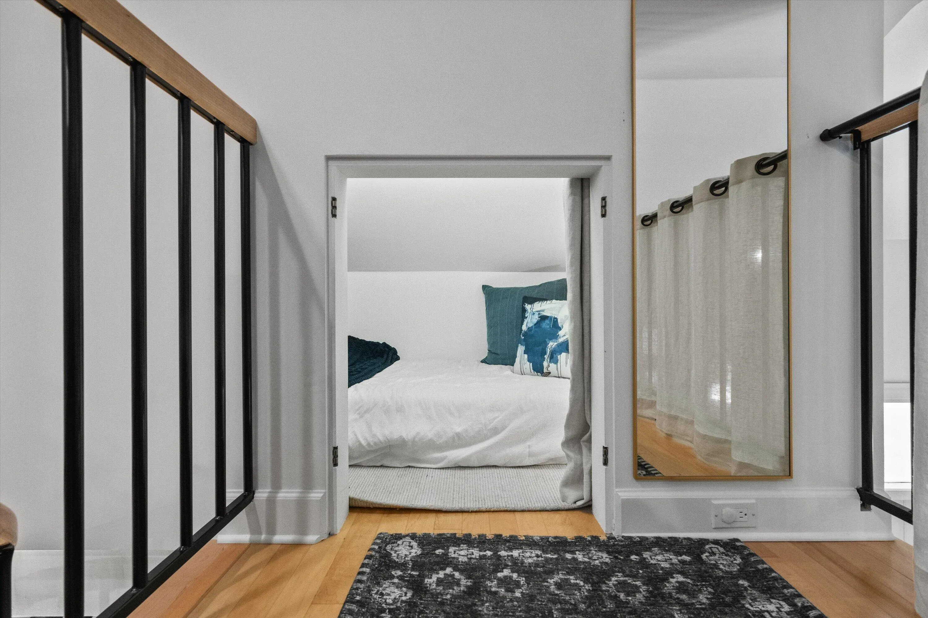 Little bed in loft area