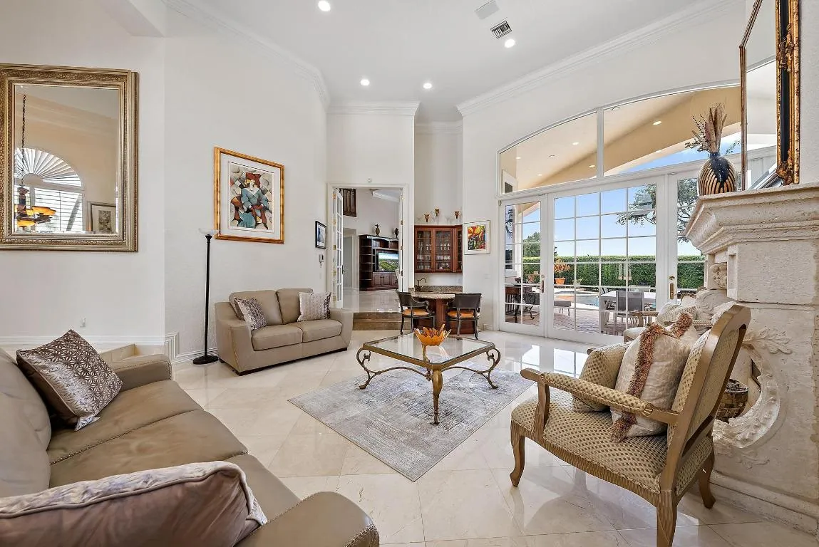 10952 Egret Pointe