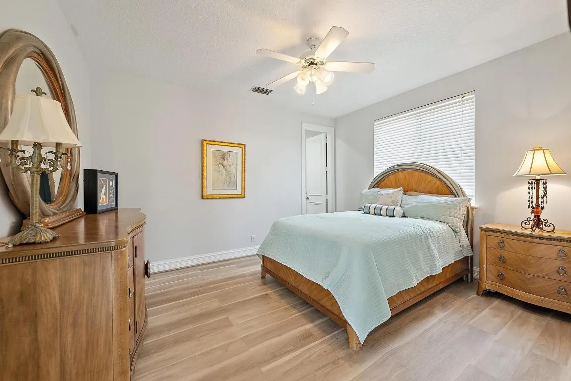10952 Egret Pointe