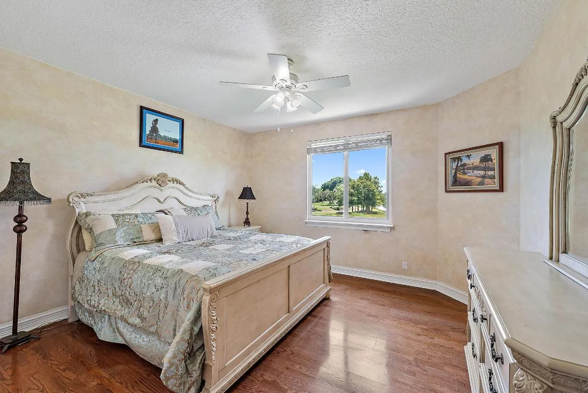 10952 Egret Pointe