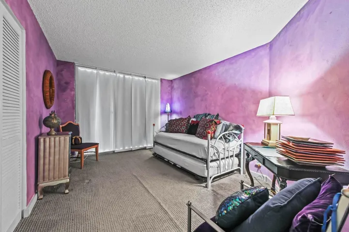 6 Bedroom 01