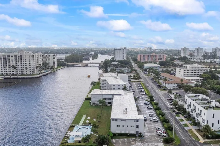 29-1001 N Riverside Dr #104_029
