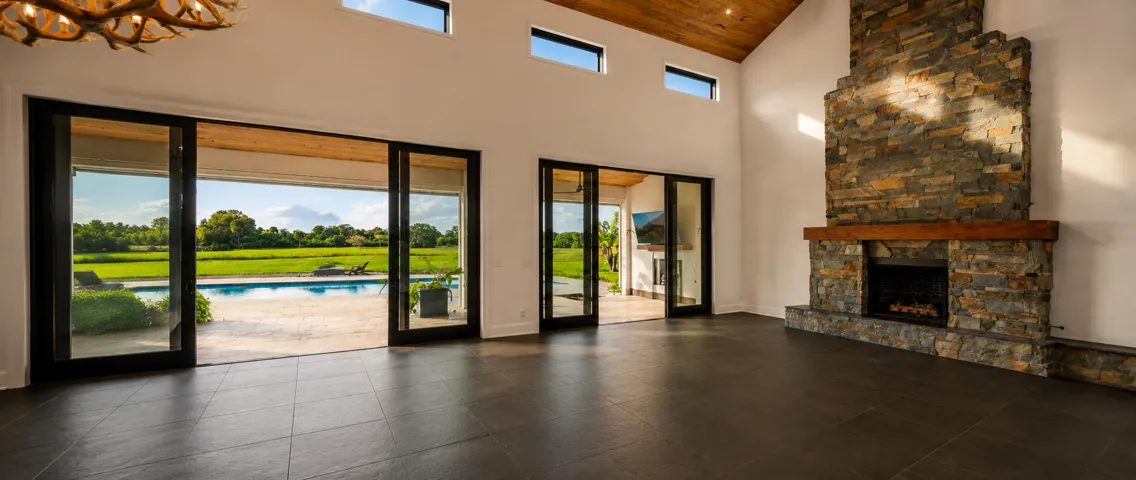 Spacious Livin Area