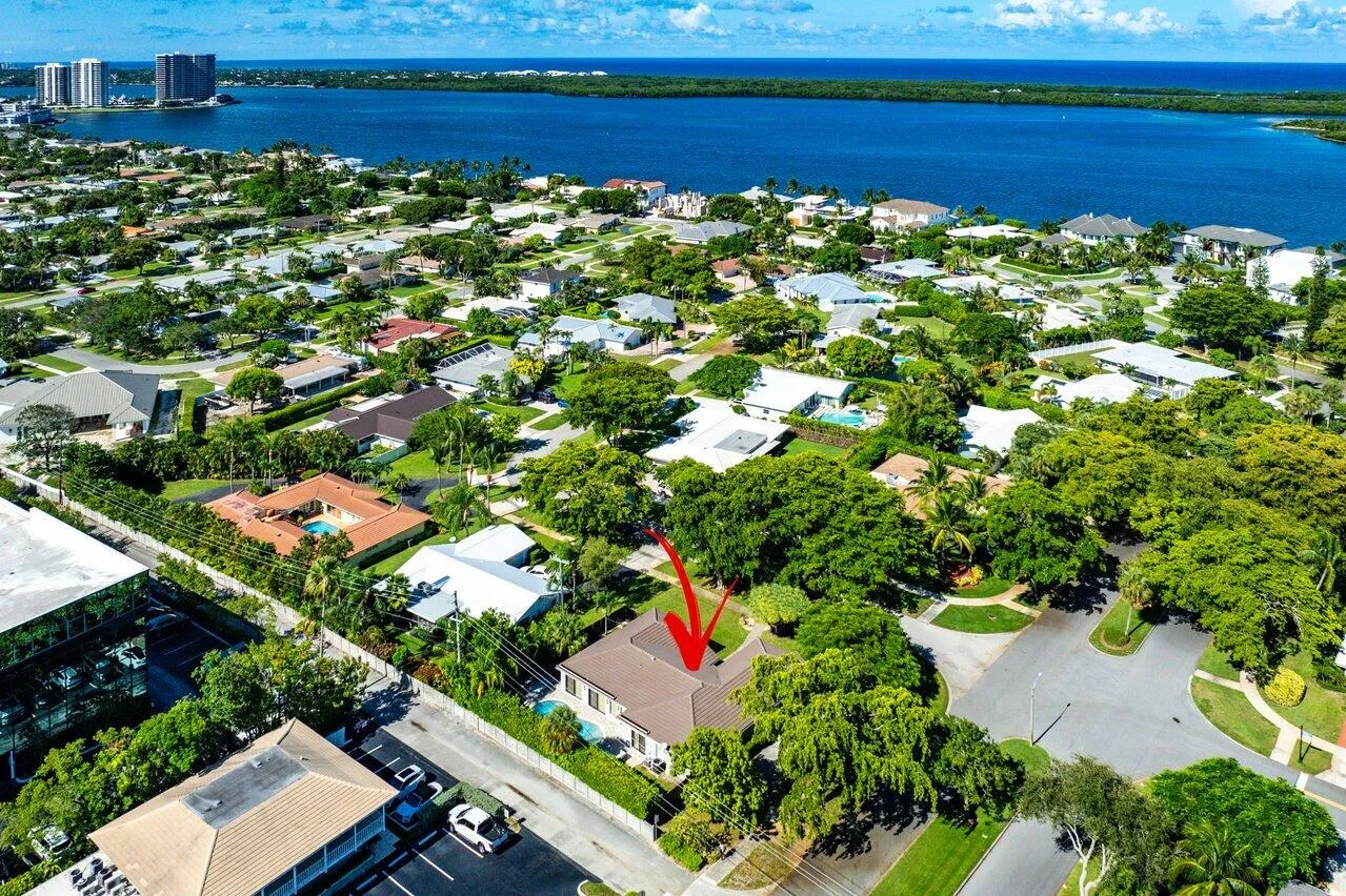 051-701BuoyRoad-NorthPalmBeach-FL-33408-