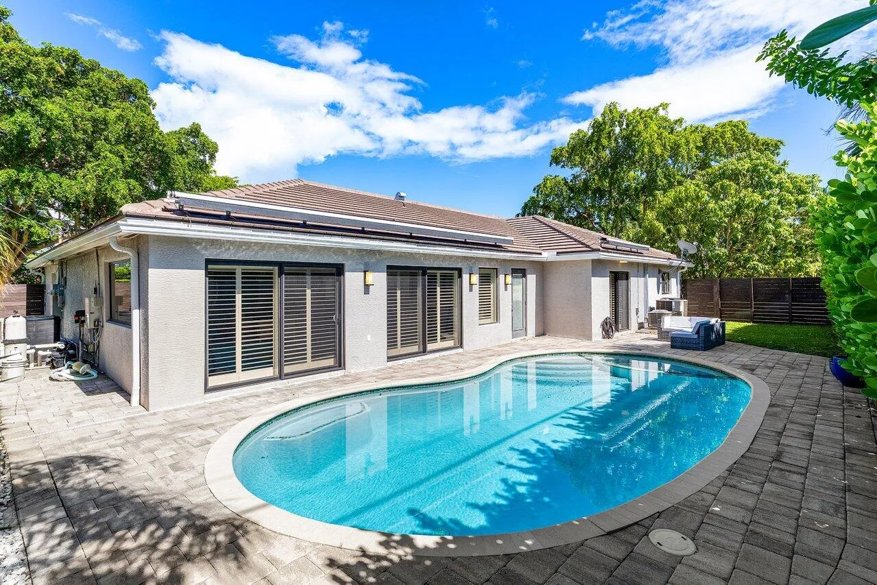 035-701BuoyRoad-NorthPalmBeach-FL-33408-