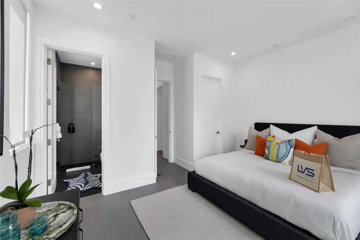 Suite #3 (1st Floor)