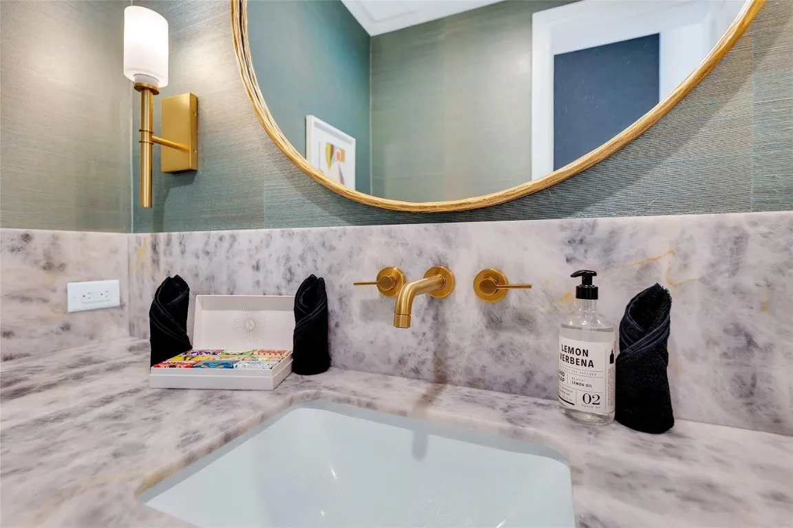 Powder Room