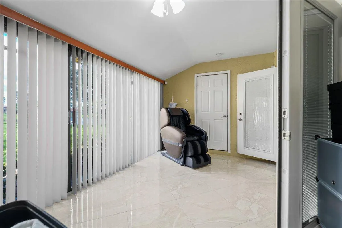 33-630 sea pine way 18-3