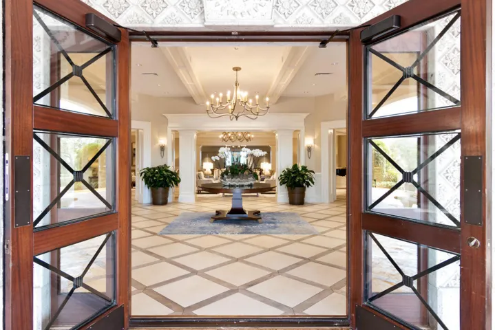 Entry to Clubhouse