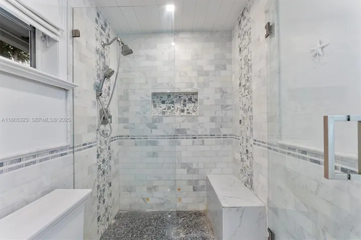 Photo 50