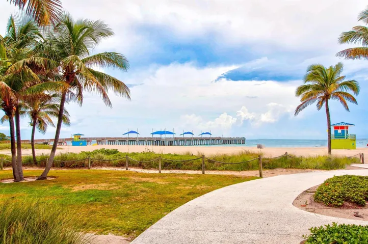 Conveniently located between Commercial Blvd and Atlantic Blvd walking distance to amenities and just minutes to the New Pompano Beach Pier Attractions, Lauderdale By The Sea, and Fort Lauderdale!