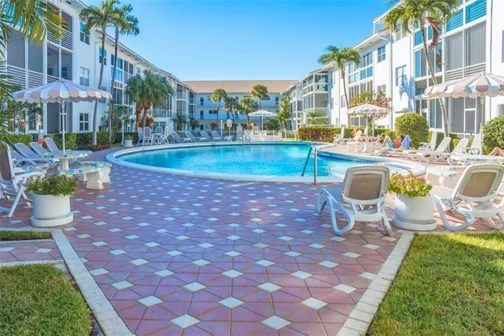 NO ASSESSMENT!!. THE BUILDING HAD A $1.5 MILLION DOLLAR RESTORATION WITH ITS 40 YEAR INSPECTION, SIRS, RESERVES, ASSESSMENTS ALL PAID BY SELLER!!!.. A BEACH & BOAT LOVERS DREAM!!.. A PRIVATE DEEDED BEACH ACCESS ACROSS THE STREET & NEW BOAT DOCK TO LIVE THE LIFESYTLE OF LAUDERDALE BY THE SEA. THIS HIGHLY DEMANDED 1 BEDROOM 1.5 BATH UNIT FEATURES THE PERFECT LOCATION IN A WELL MANAGED COMPLEX WITH ALL CERTIFICATIONS COMPLETED. THE UNIT IS MOVE IN READY. IT OFFERS RELAXING COURTYARD AND POOL VIEWS!