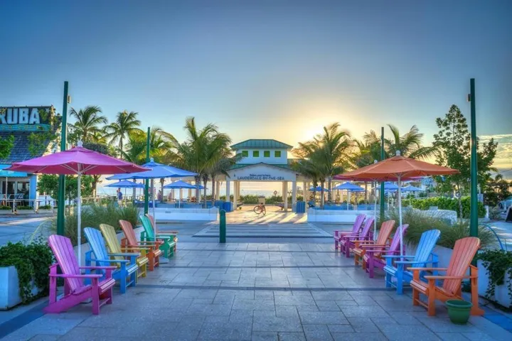 Conveniently located between Commercial Blvd and Atlantic Blvd walking distance to amenities and just minutes to the New Pompano Beach Pier Attractions, Lauderdale By The Sea, and Fort Lauderdale!