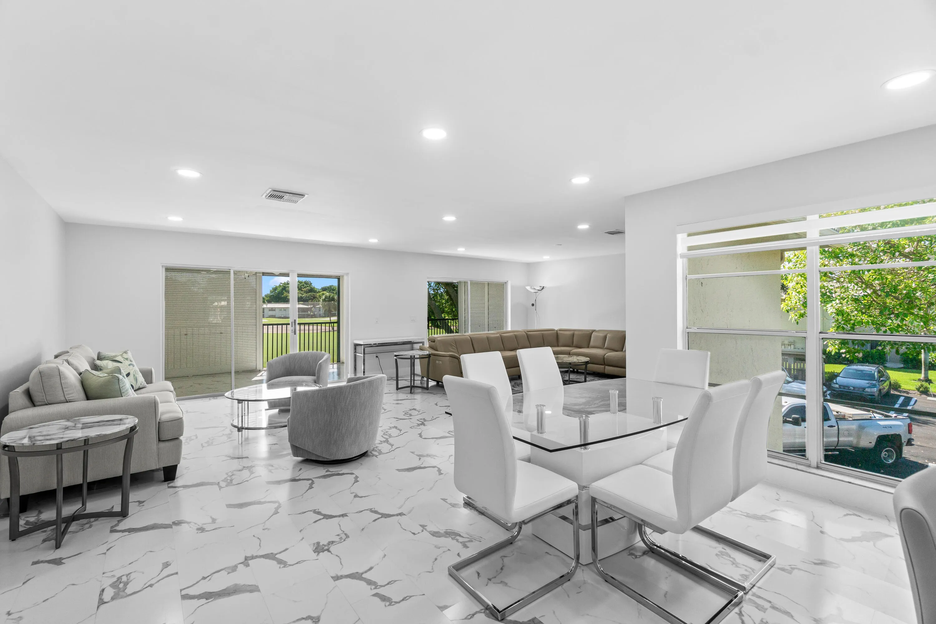 011-6StratfordDrive-D-BoyntonBeach-FL-33
