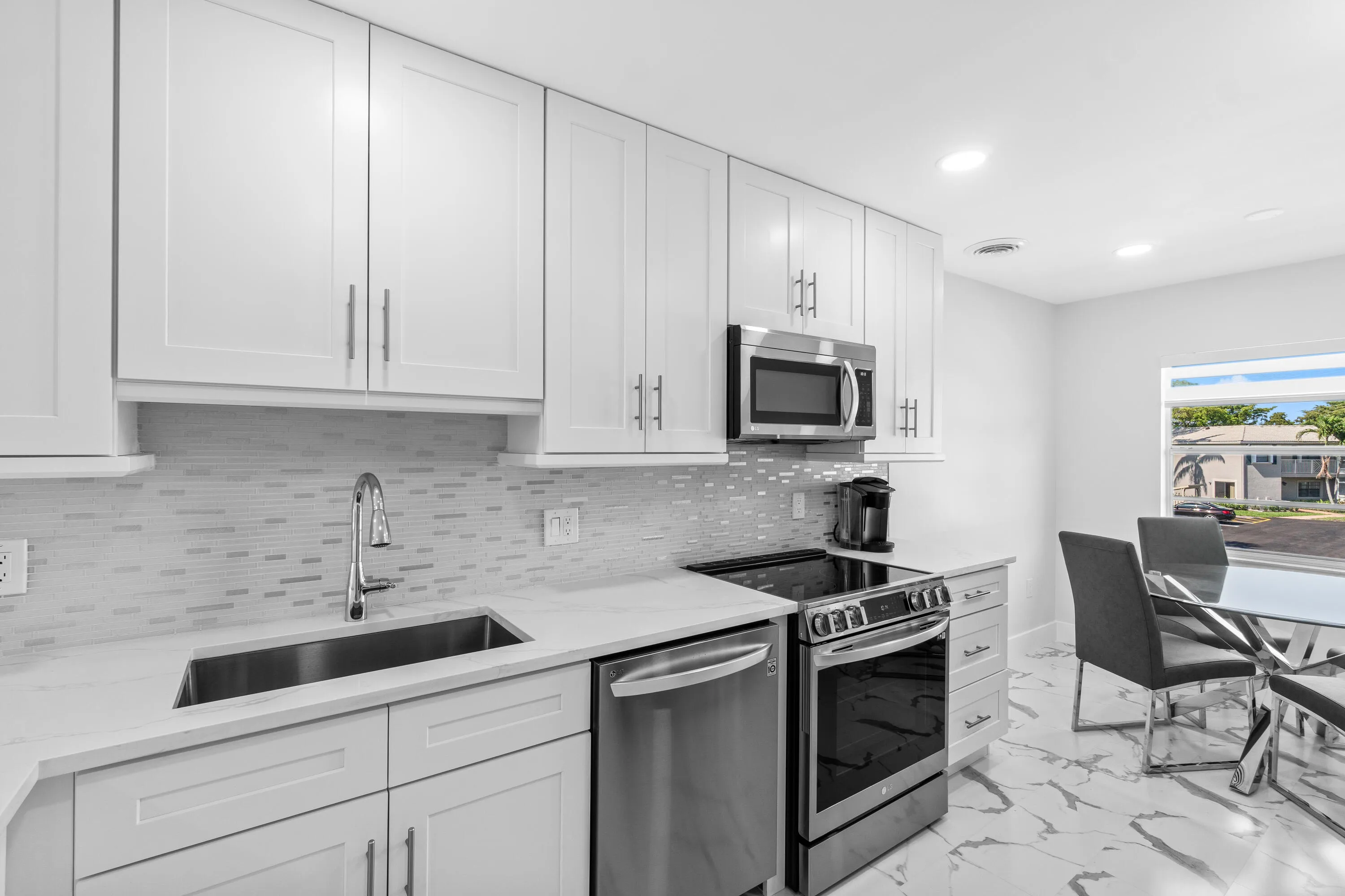 005-6StratfordDrive-D-BoyntonBeach-FL-33