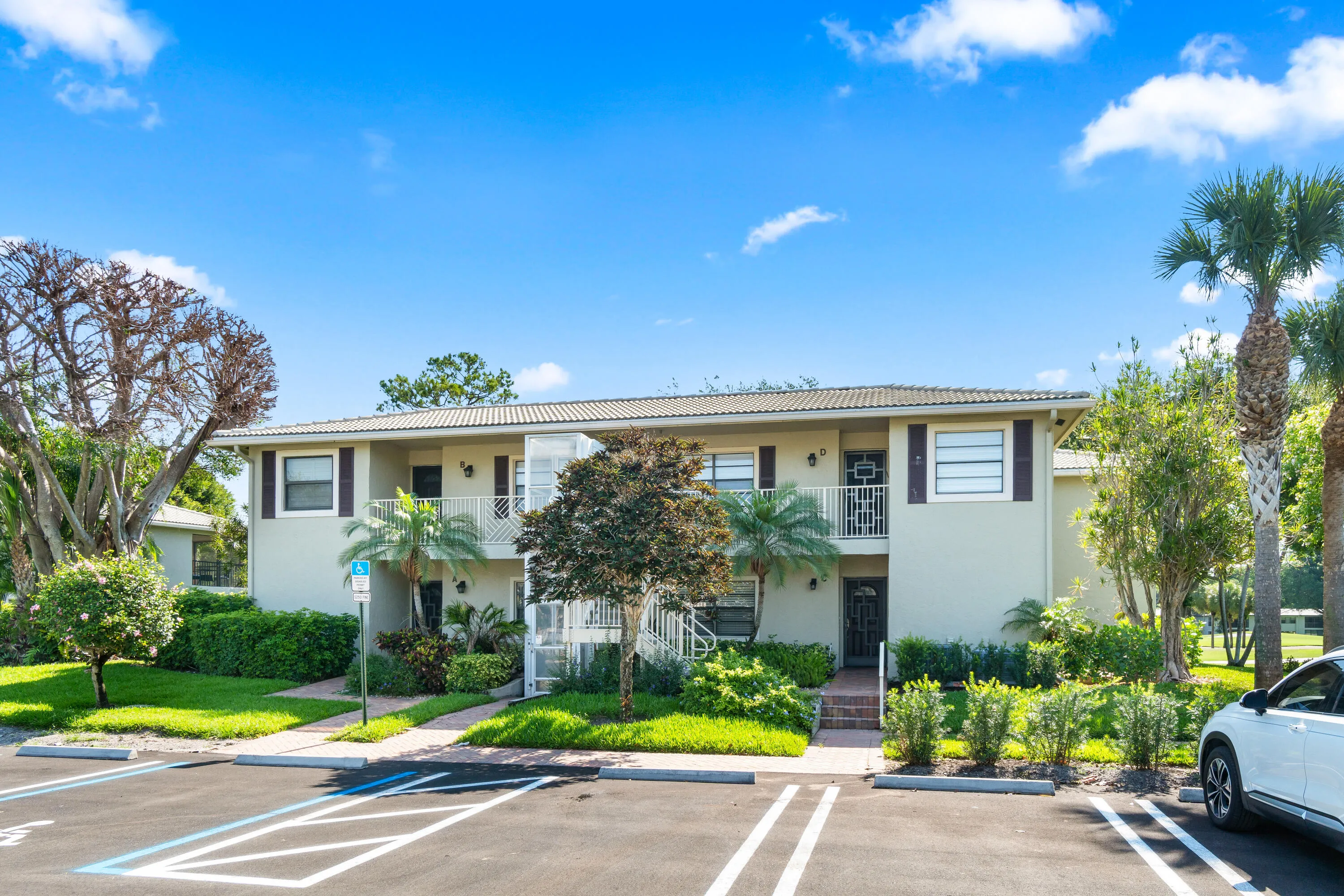 002-6StratfordDrive-D-BoyntonBeach-FL-33