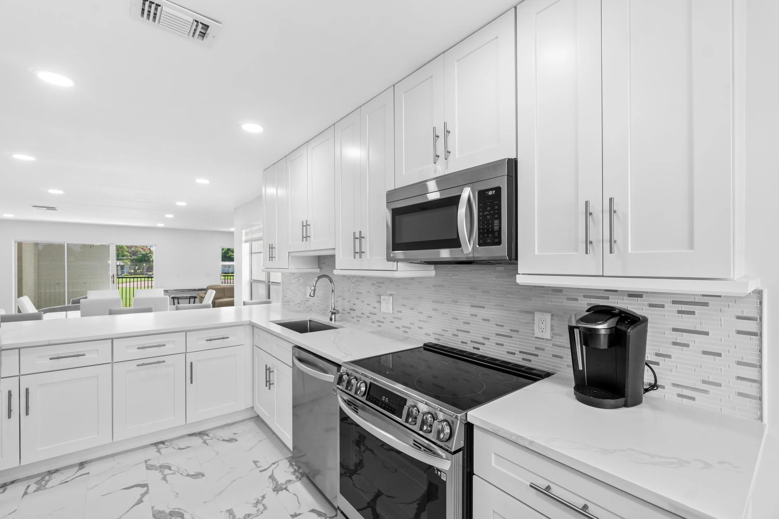 009-6StratfordDrive-D-BoyntonBeach-FL-33