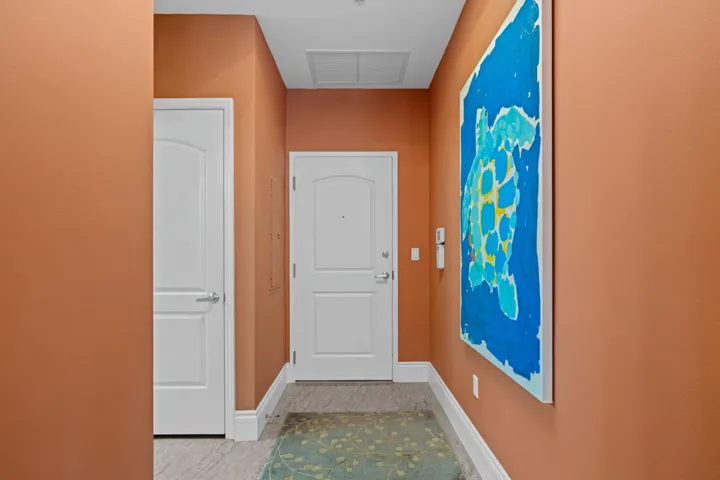 228 Foyer