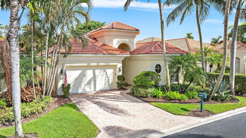 8464 Legend Club Drive