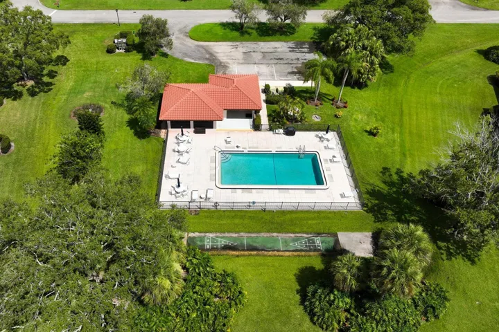 6030 SE Martinique