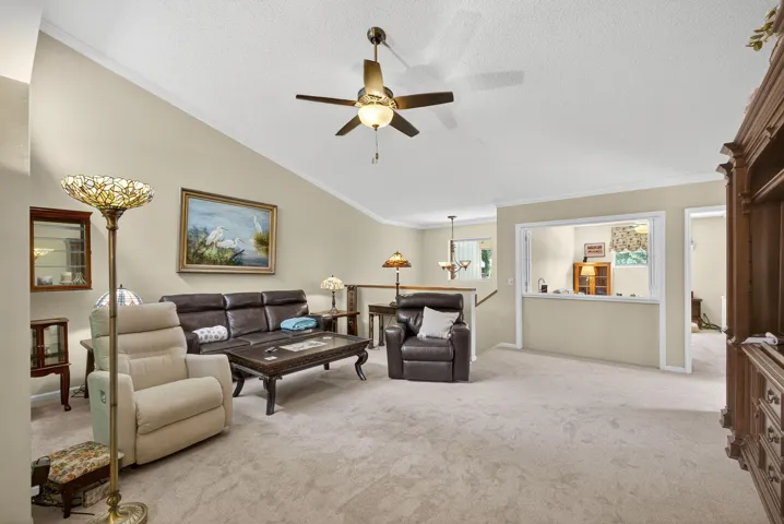 10-web-or-mls-051_5D1A7271