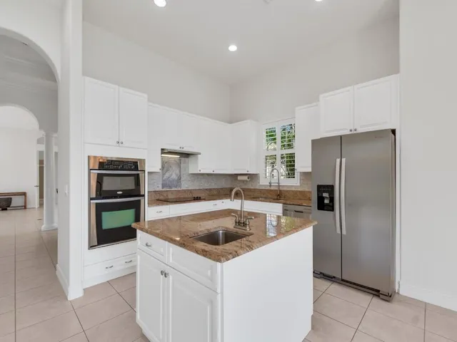 ISLAND IN KITCHEN