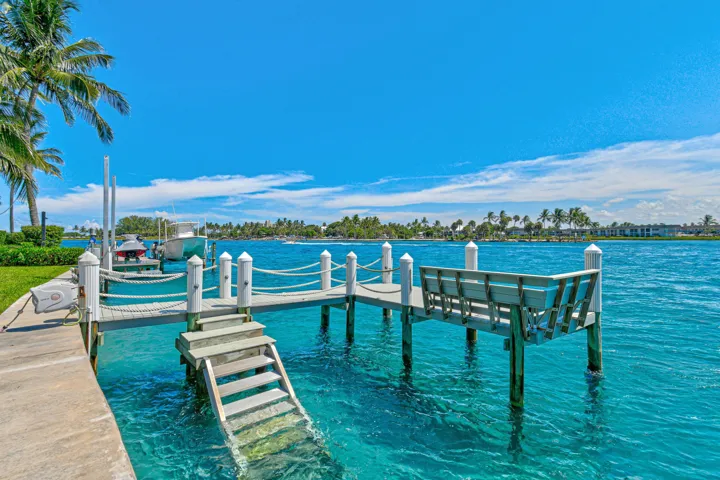 87LighthouseDr(12)